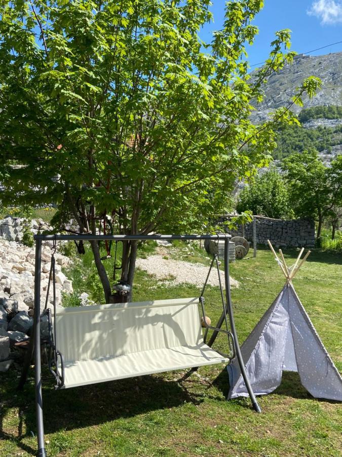 Guest House Markovic Lovcen Cetinje Exterior photo