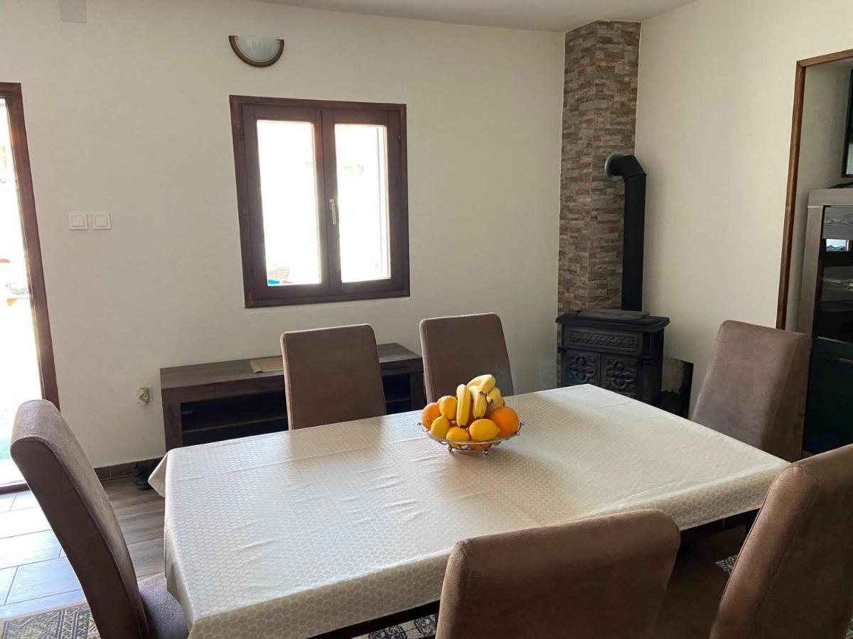 Guest House Markovic Lovcen Cetinje Exterior photo