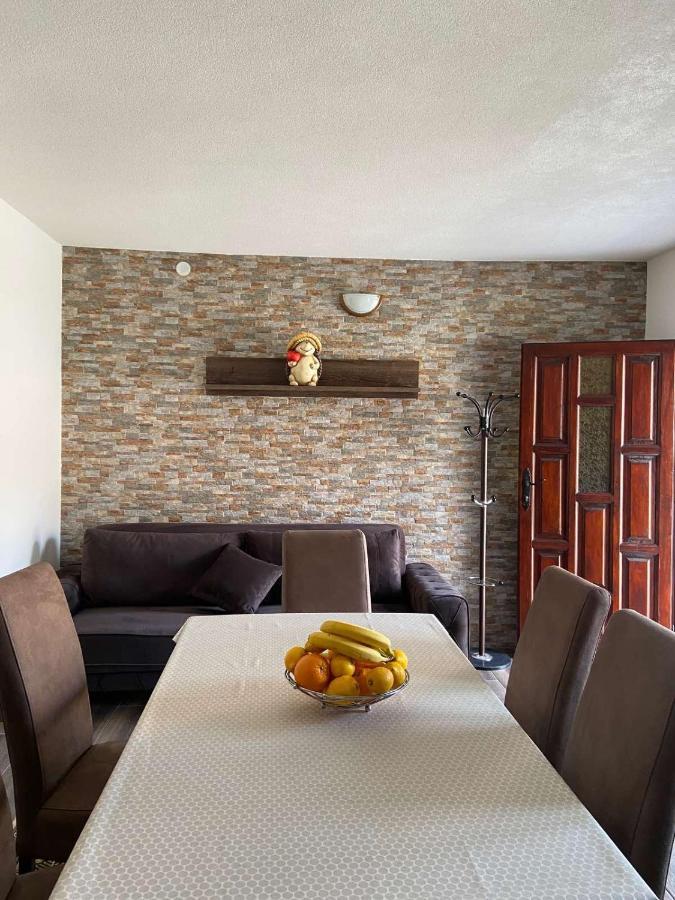 Guest House Markovic Lovcen Cetinje Exterior photo
