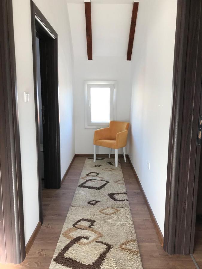 Guest House Markovic Lovcen Cetinje Exterior photo
