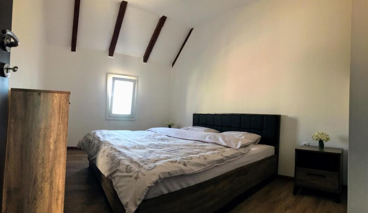 Guest House Markovic Lovcen Cetinje Exterior photo